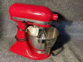 Kitchen Aid Deluxe 4.5 Quart Tilt-Head Stand Mixer