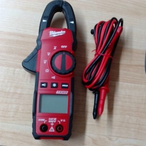 Milwaukee 2235-20 CAT III 600V AC/DC 400 Amp Heavy Duty True-RMS Clamp Meter