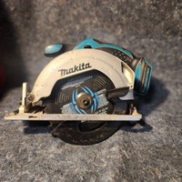 Makita 18V LXT Lithium-Ion Cordless 6-1/2 in. Lightweight Circular Saw 