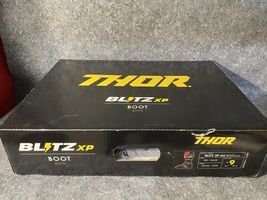 Thor Blitz XP Motorcycle Boots Men's US Size 9 Red/Black (NIB)