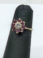  14k Yellow Gold Garnet & Diamond Flower Style Cluster Ring, 2.8g, Size 5.25