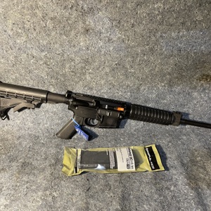 Smith & Wesson M&P 15 OR LE Rifle 5.56 NATO 30rd Magazine 16" Barrel Black
