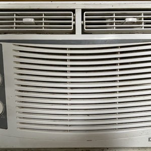 Danby 5,000 BTU Window AC in White