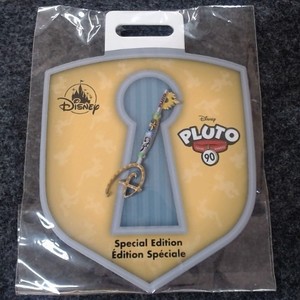 Disney Pluto 90 Year Anniversary Edition Key Trading Pin (New in package)