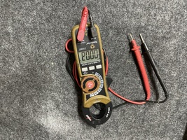 Southwire 400 Amp 600-Volt Digital Truerms Ac Clamp Meter