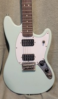 Squier Bullet Mustang HH Limited-Edition Electric Guitar Surf Green