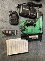 Metabo HPT MultiVolt 2-in 18 -Gauge Cordless Brad Nailer ( Battery and Charger)