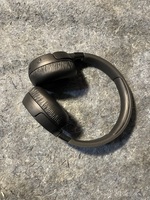 JBL Tune 670NC Bluetooth Wireless On-Ear Headphones w/ charging cord