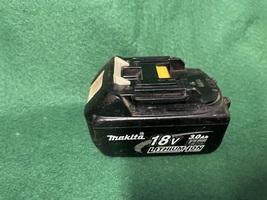Makita BL1830 18V LXT® Lithium-Ion 3.0Ah Battery