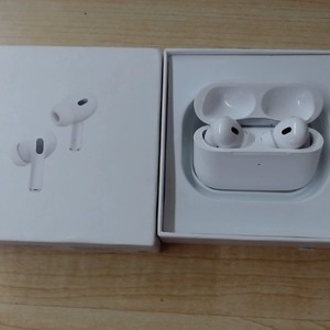 Apple (A2931) airpods Pro gen 2