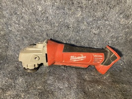 Milwaukee M18 18V Cordless 4-1/2 in./5 in. Grinder w/Paddle Switch 