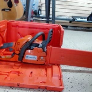 Husqvarna 440 Gas Chainsaw, 40-cc 2.4-HP