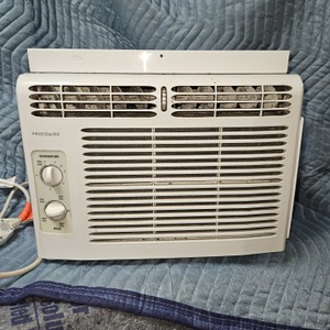 Frigidaire 5,000 BTU Window-Mounted Room Air Conditioner