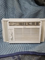 Midea 5,000 BTU 150 Sq ft Mechanical Window Air Conditioner, White