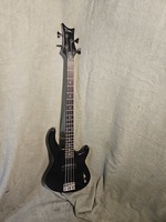 Dean Edge 09 4-String Bass Guitar Classic Black