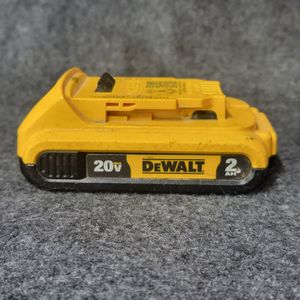DEWALT 20V MAX Battery, Compact 2.0Ah