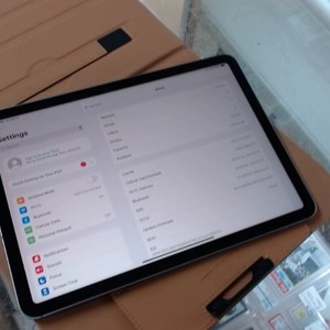 Apple  iPad Air 11 WiFi + Cellular 128GB - Space Gray