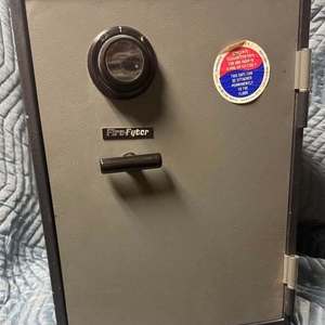 Fire Fyter ff-3598-b Combination safe