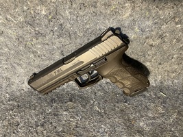  Heckler & Koch P30L Long Slide Handgun 9mm Luger 10rd Magazines(2) 4.45" Barrel