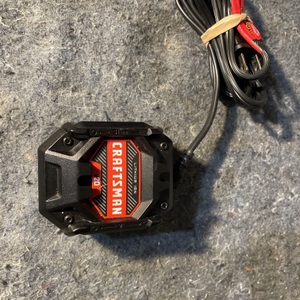 Craftsman CMCB101 20V Li-Ion Charger
