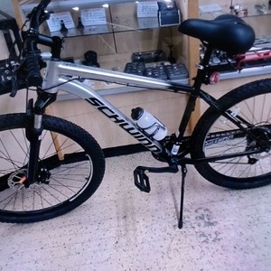 Schwinn Aluminum Comp Mountain Bike, 27.5-inch wheels