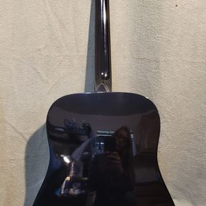 Fender DG-11E Acoustic Electric Guitar Black (6 String). w/ hard black case.