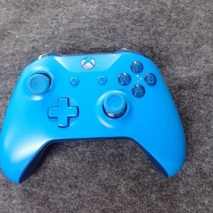 Microsoft Xbox One Wireless Controller Blue