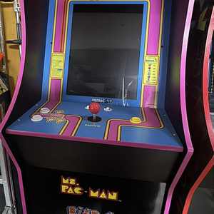 Arcade 1up  MS. PAC-MAN CLASSIC SE  Arcade Game with 4 games