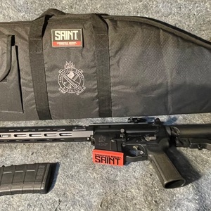 Springfield Armory Saint Victor AR-15 Rifle 5.56x45mm NATO 1 Magazine 16" Barrel
