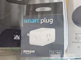 Amazon Smart Plug (Works with Alexa)