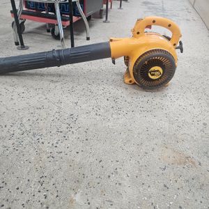Poulan Pro 25-cc 2-cycle 430-CFM 200-MPH Gas Leaf Blower