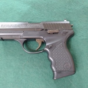 Crosman Pro77 BB Pistol