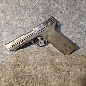 Smith & Wesson M&P 22 Magnum Handgun .22 WMR 30rd Magazines (2) 5" Barrel Black 