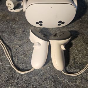 Meta Quest 3S 256GB All-in-One Headset