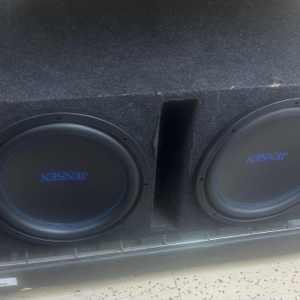 Jensen J12W 12-inch 1200 Watts Peak Power Polypropylene Subwoofer set in bbox 