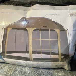 Northwest Territory 14x12 Screen House Tent