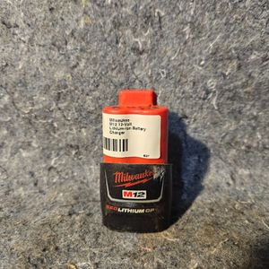 Milwaukee M12 12-Volt Lithium-Ion Compact Battery Pack 1.5Ah