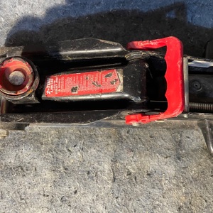 Hyper Tough T82011W Trolley Jack, 2 Ton Black and Red