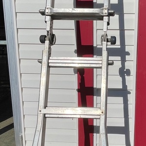 Werner MT-17 18' Reach Multi-Position Ladder, 300lb Capacity 17' Type IA