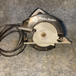 Black & Decker 7-1/4" Circular Saw