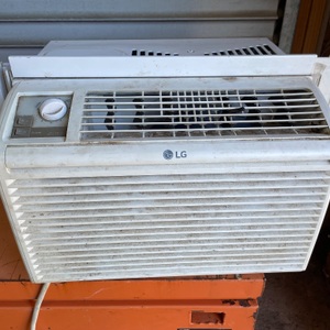 LG 5,000 BTU DOE 115-Volts Window Air Conditioner Cools 150 sq. ft. in White