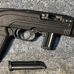  Mossberg 702 Plinkster Semi Auto .22LR Rifle w/ Promag Folding Stock