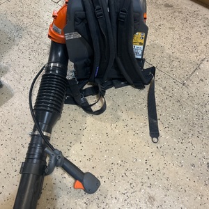 Husqvarna 150BT Gas Leaf Blower