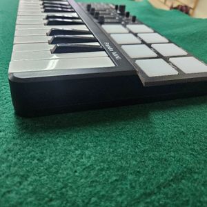 Worlde Panda MINI MIDI Controller