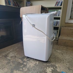 Portable Air Conditioner 14,000 BTU, 3-in-1 Dehumidifier & Fan Modes, Floor AC U