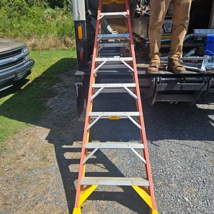 Werner 8 ft. Fiberglass Step Ladder (12 ft. Reach Height) with 300 lb. Load 