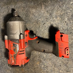 Milwaukee M18 Lithium-Ion Brushless 1/2 in. High Torque Impact Wrench 