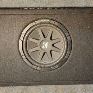Kicker Comp 10" (25cm) Sub in Thin Profile Encl, 4-Ohm