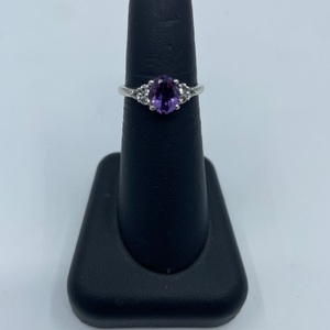   Ladies' Sterling Silver Ring with Oval Amethyst Centerstone and CZ Accents Sz: