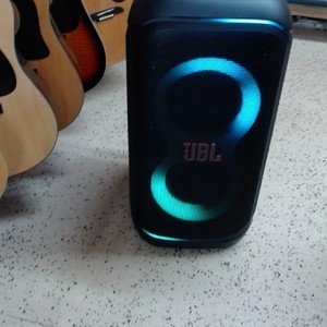 JBL PartyBox Stage 320